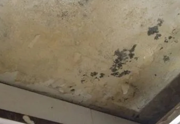 哈密阳台漏水维修公司分享下哈密卫生间渗水维修需要注意哪些问题。